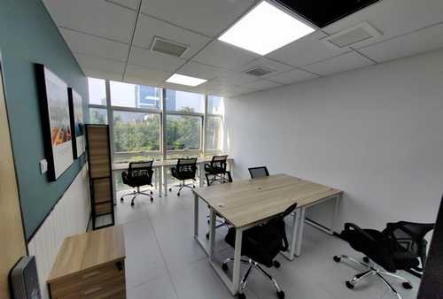 赣州1000级净化车间安装